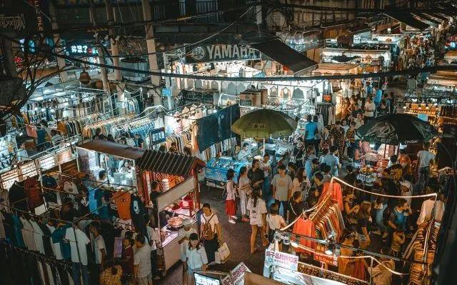 東方和利︱“地?cái)偨?jīng)濟(jì)”復(fù)蘇，人間煙火氣，才最是詩(shī)意！